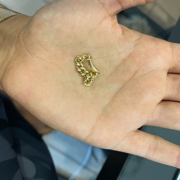 Gold Chain Ring - Picture 4 of 6